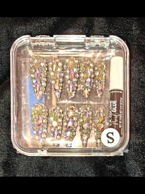Rhinestone Press-On Nails